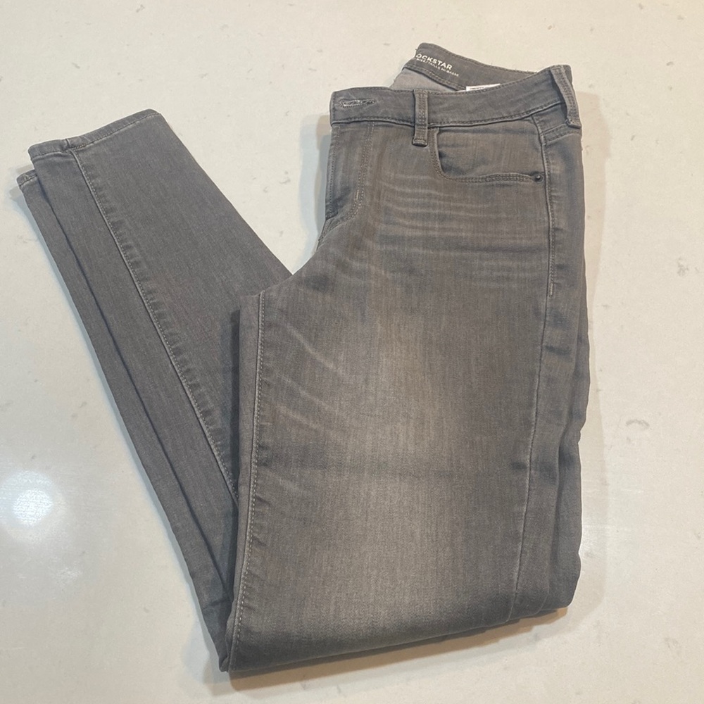Old navy rock star mid-rise